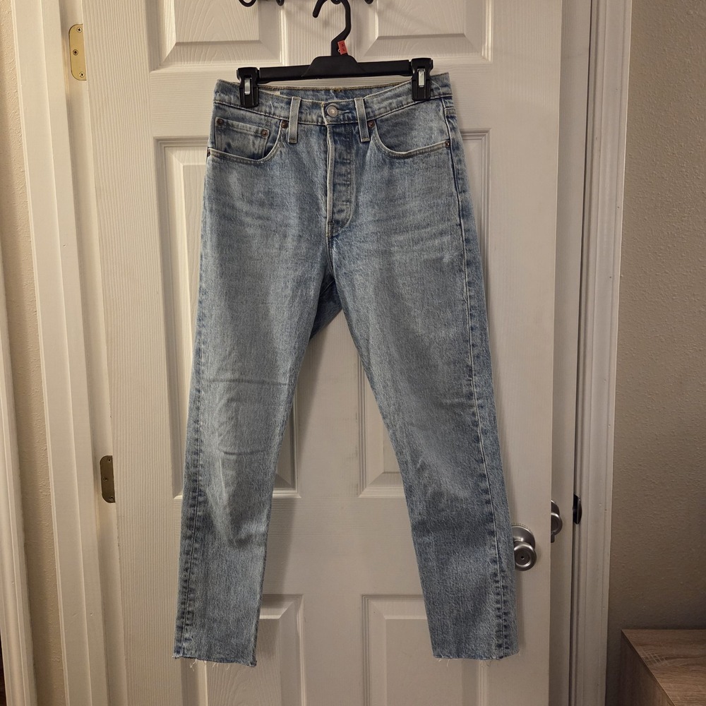 Levi's Premium 501 Skinny jeans sz 26 ankle length button fly‎ classic casual